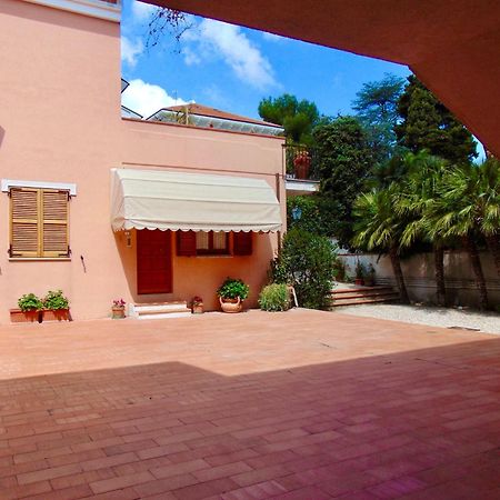 N080 - Numana, Bilocale Con Terrazzo In Centro Apartment Sirolo Exterior foto